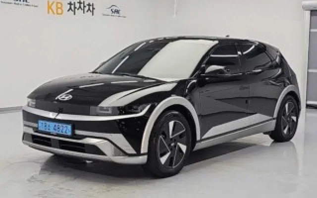 아이오닉 중고차 더 뉴 아이오닉 5 롱 레인지 4WD 매물 사진 2 - 2025/09 33,477km